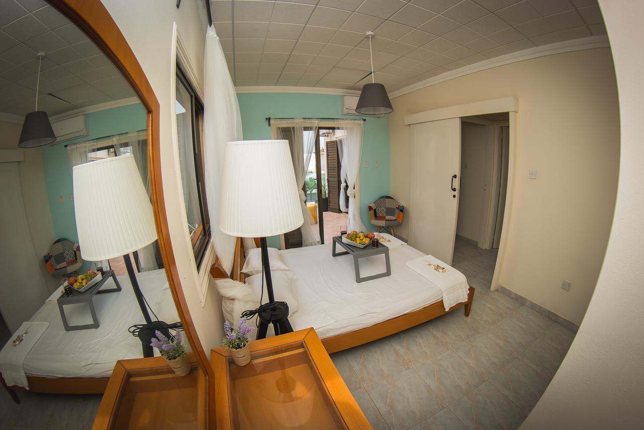 Villa Elena ไอยานาปา ภายนอก รูปภาพ