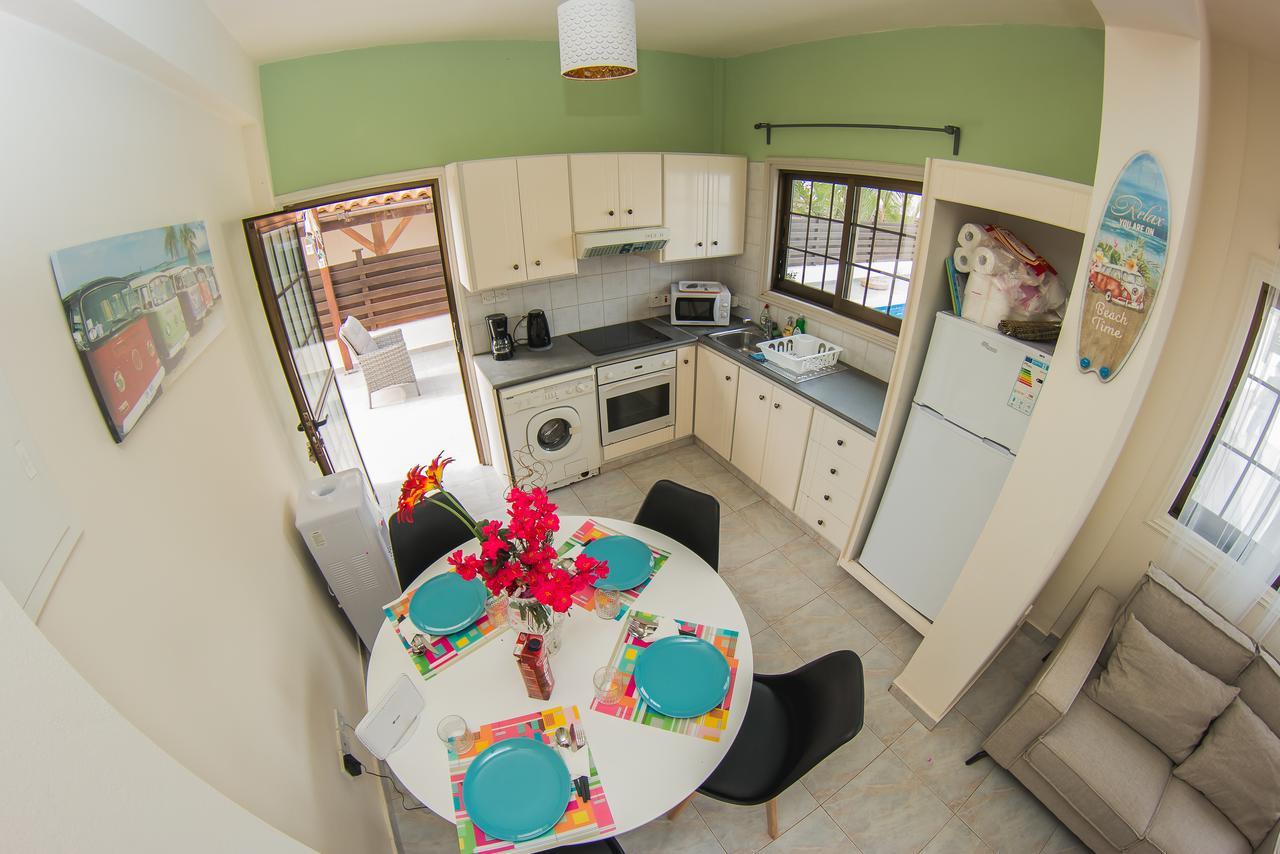 Villa Elena ไอยานาปา ภายนอก รูปภาพ