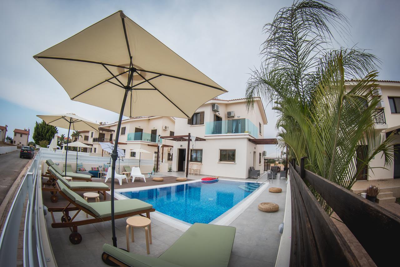 Villa Elena ไอยานาปา ภายนอก รูปภาพ
