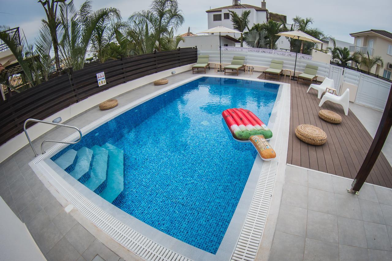 Villa Elena ไอยานาปา ภายนอก รูปภาพ
